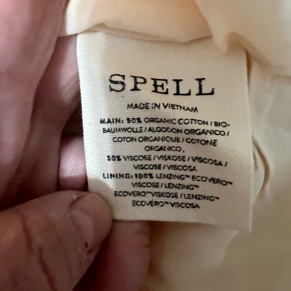 Spell Light Cream Ruffle Shorts - Picture 6 of 9